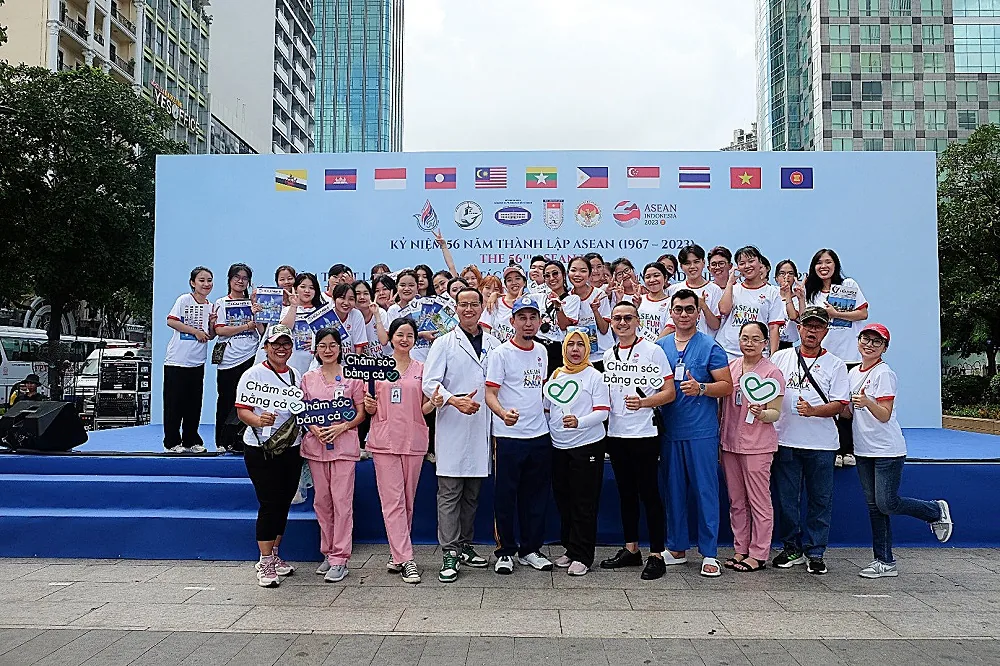 Sante Hospital provides medical sponsorship for the walking event with the Indonesian Consulate